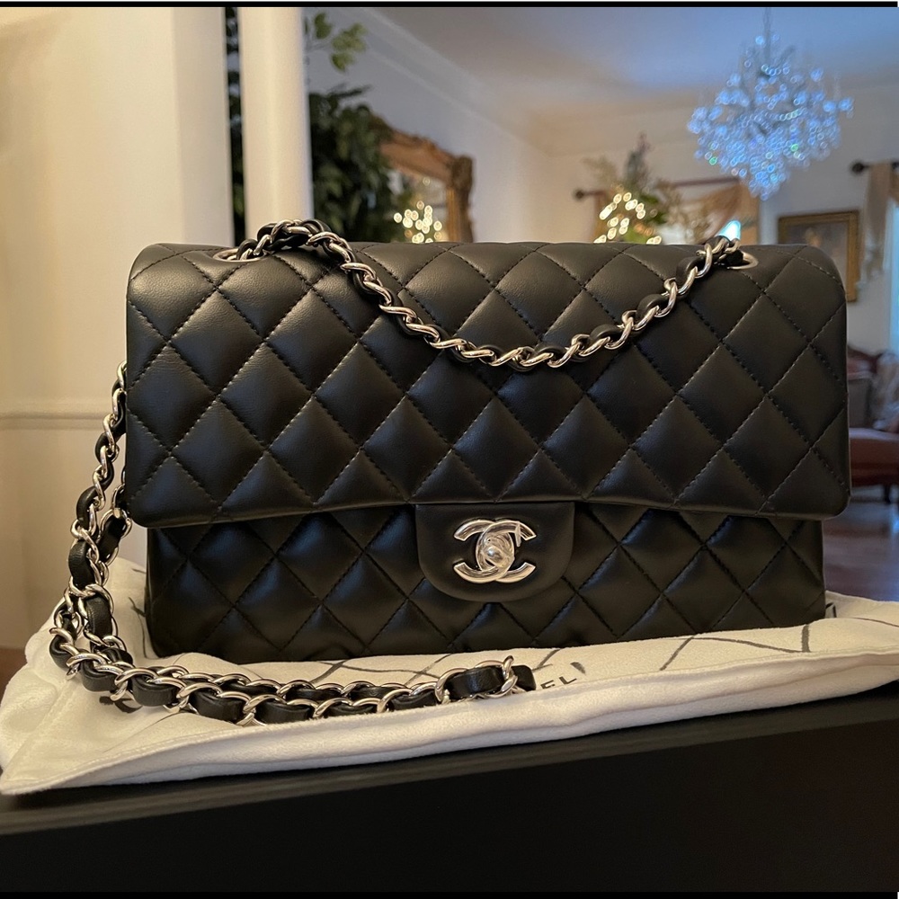 ***SOLD ***Classic Flap New 2020 Authentic